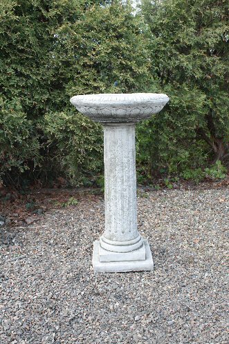 KBB91 Thin Column Bird Bath KBB91 Thin Column Bird Bath